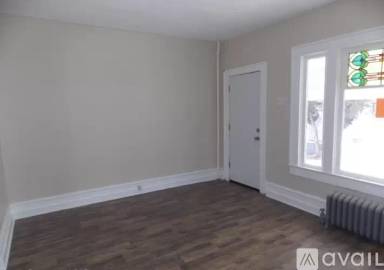 Main picture of 68 Coal St