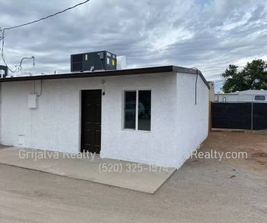 Main picture of 326 E Prince Rd