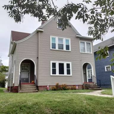 Main picture of 45 N Huron Ave