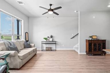 Main picture of 615 Meiomi Dr