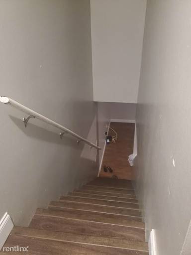 Main picture of 5085 Ernst Ct