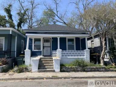 Main picture of 19 Bouhan Ave