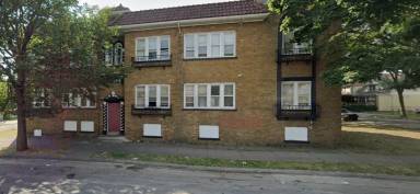 Main picture of 1625 W Keefe Ave