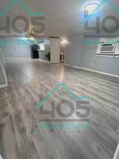 Main picture of 519 SW 35th St