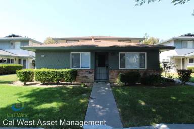 Main picture of 331 Blossom Hill Rd