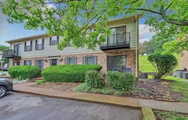 Main picture of 764 Fox Ridge Dr