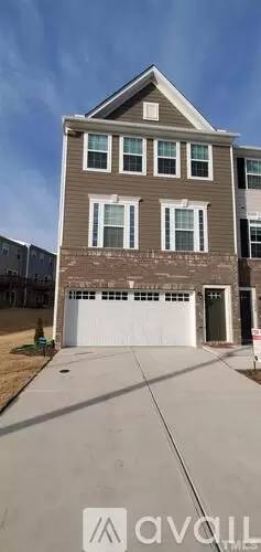 Main picture of 4850 Randall Rd