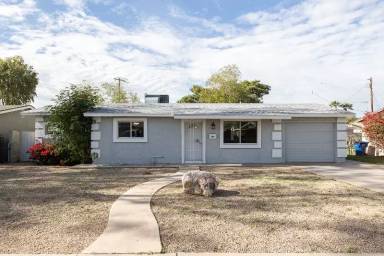 Main picture of 452 S Mulberry