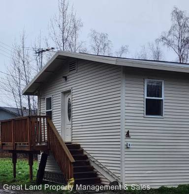 Main picture of 11644 Loop Road Spur