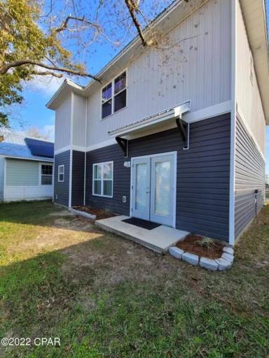 Main picture of 5817 Jasmine Ct