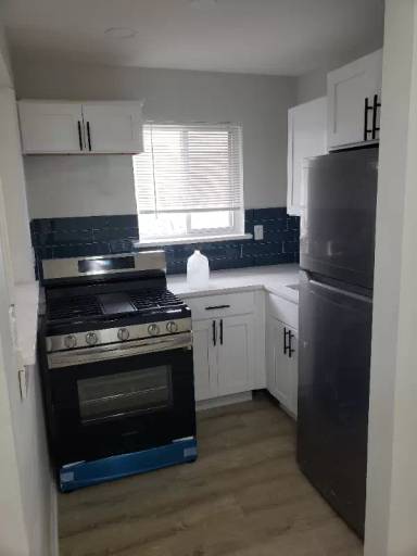 Main picture of 115 Orchard St