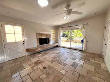 Main picture of 266 Fraxinella St