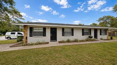 Main picture of 923 E Poinsettia Ave