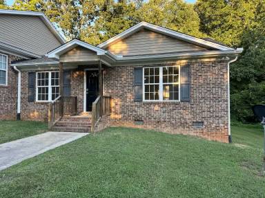 Main picture of 1330 Snow Ct