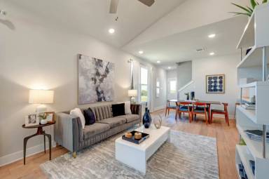 Main picture of 111 Pinnacle Ln