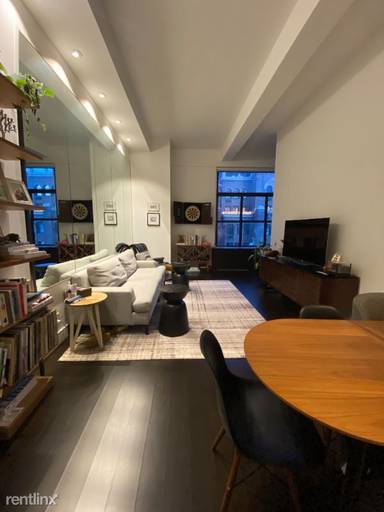 Main picture of 244 Madison Avenue