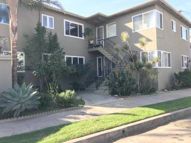 Main picture of 3930 E 1st St