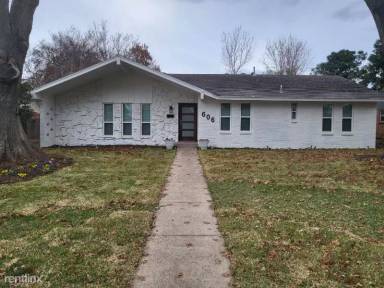 Main picture of 606 Opal Ln