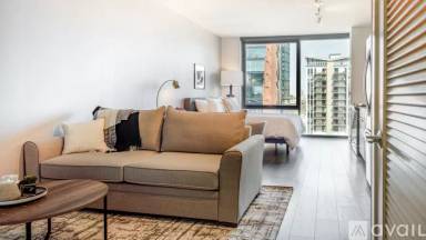 Main picture of 740 W Couch Pl