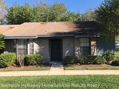 Main picture of 2801 King Oak Cir