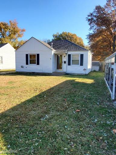Main picture of 2216 SW Macvicar Ave