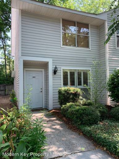Main picture of 252 Howle Ave