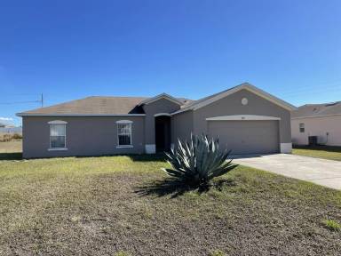 Main picture of 935 Cumberland Dr