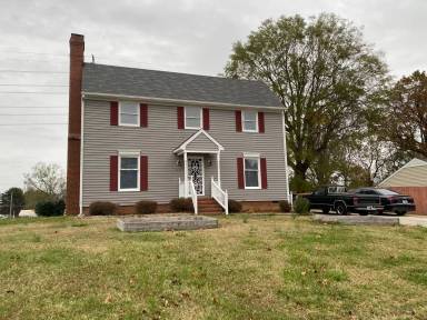 Main picture of 2202 Holland Ave