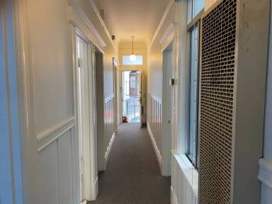 Main picture of 34 Wayne Pl