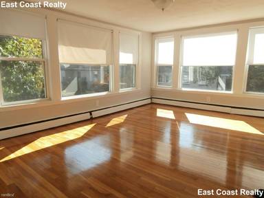 Main picture of 127 Lanark Rd