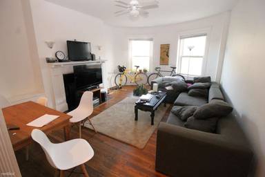 Main picture of 15 Saint Lukes Rd