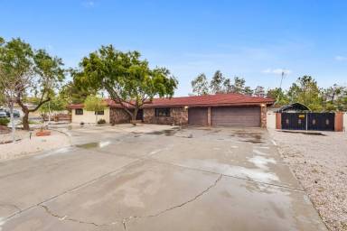 Main picture of 6990 Obannon Dr