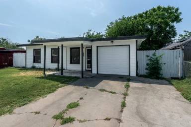 Main picture of 4917 Marion Cir