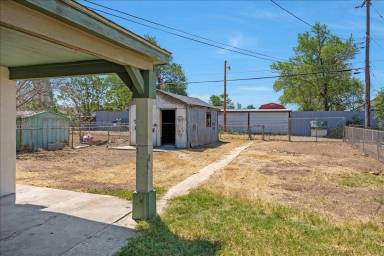 Main picture of 2202 Brook Ave