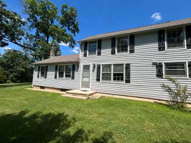 Main picture of 383 Westover Rd