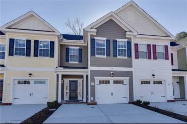 Main picture of 5232 Lombard St