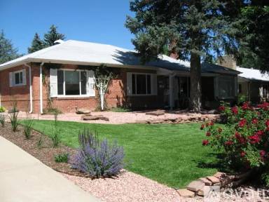 Main picture of 1275 Troy St