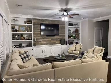 Main picture of 915 Glenhaven Dr
