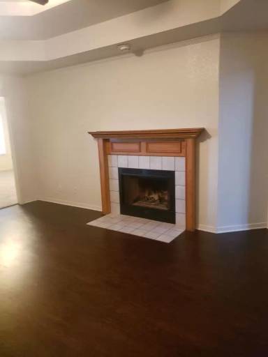 Main picture of 607 James Loop