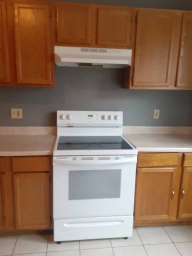 Main picture of 639 Main St