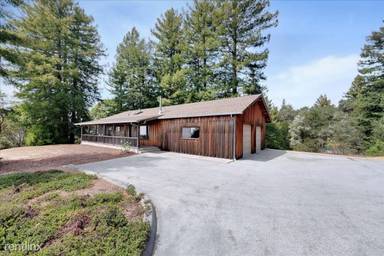 Main picture of 875 Black Mountain Rd