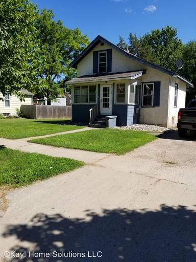 Main picture of 1215 Becker Ave SW
