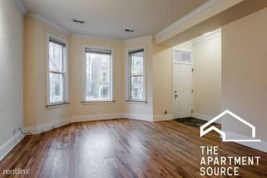 Main picture of 1314 W Roscoe St