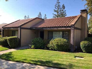 Main picture of 1805 W Santa Ana Ave