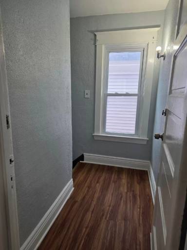 Main picture of 563 Humboldt Pkwy