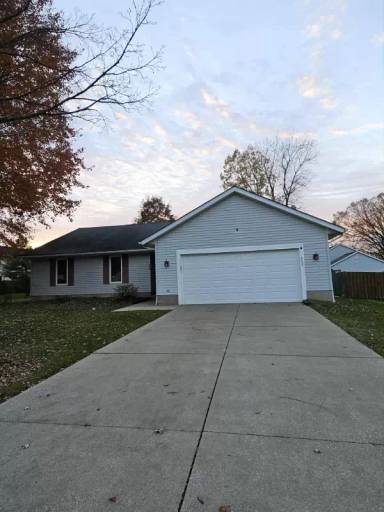Main picture of 468 Topaz Ln