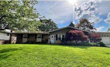 Main picture of 1601 Hillsdale Ave