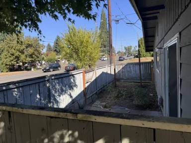 Main picture of 12800 SW Allen Blvd