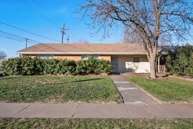 Main picture of 4718 48th St