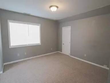 Main picture of 1544 C Ave NE